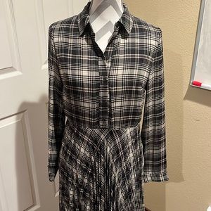 BANANA REPUBLIC dress 👗